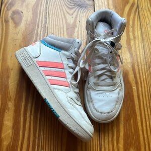 Adidas Hoops Mid 3.0 Athletic Mid Top Sneakers White Multicolor youth size 5